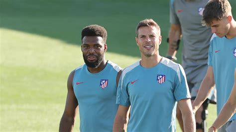 alfredo galán|Lemar y Javi Galán siguen entrenándose con el grupo .